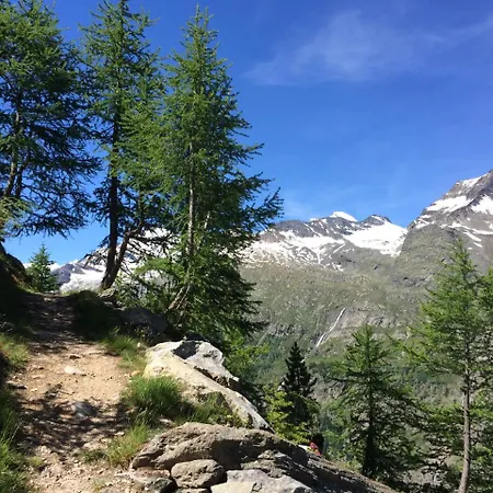 Haus Granit Grund Panzió Saas-Grund