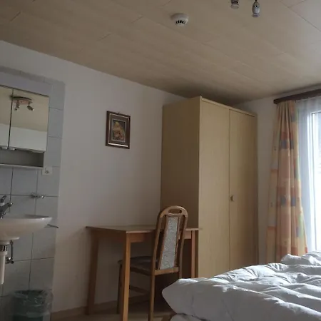 Panzió Haus Granit Grund Saas-Grund